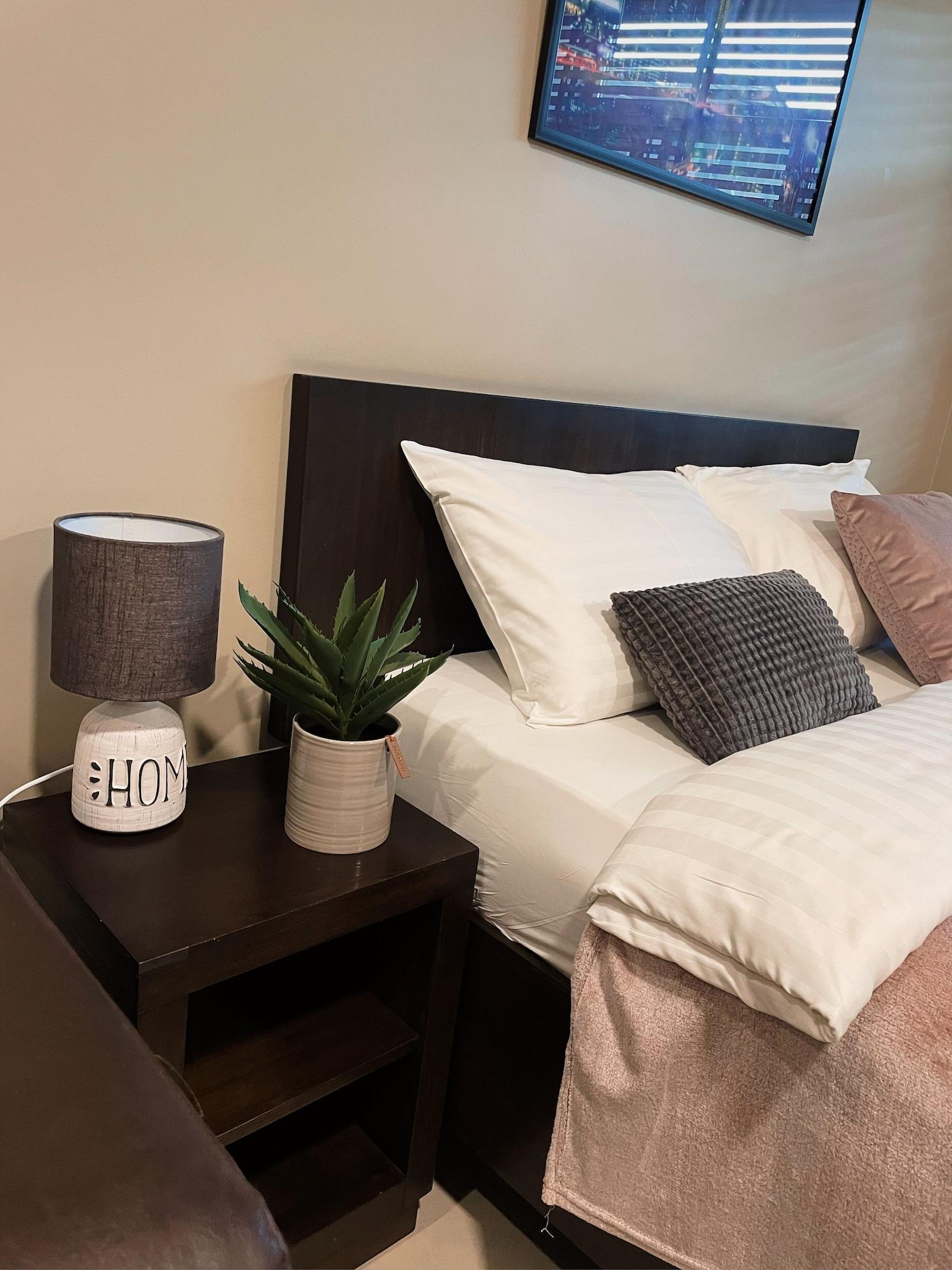 Hotel Meg Erywań Zewnętrze zdjęcie