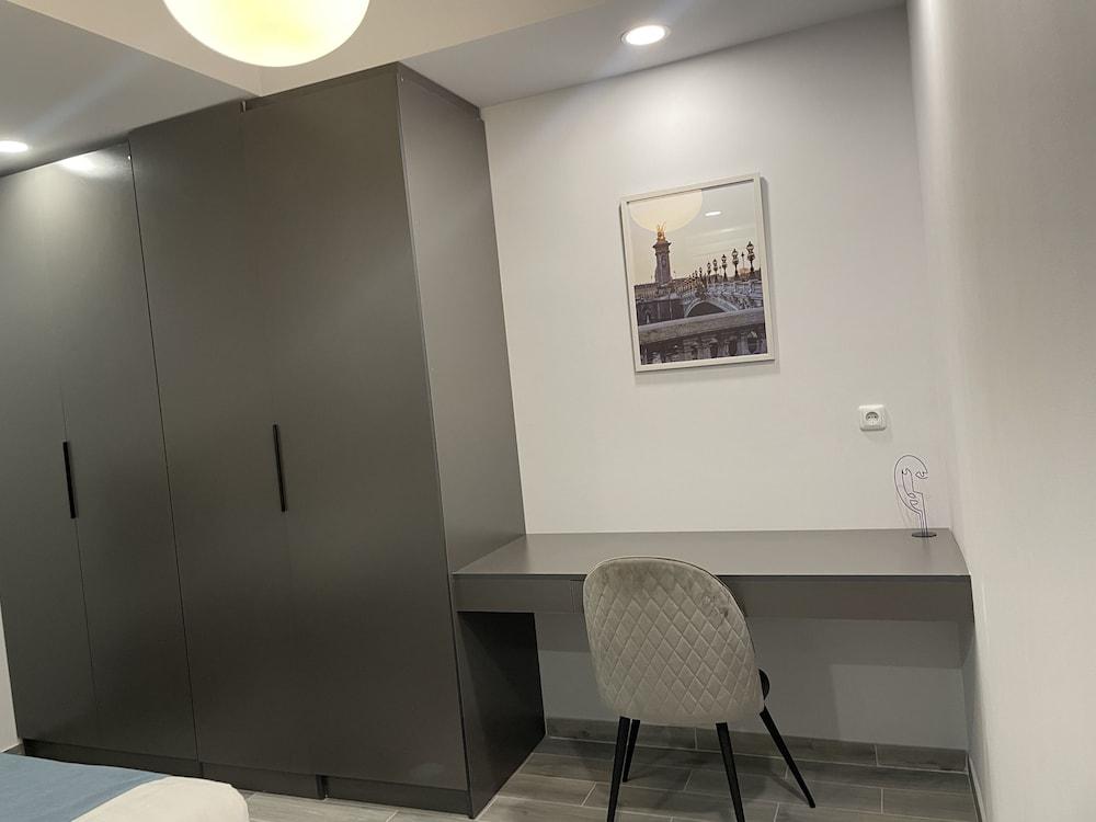 Hotel Meg Erywań Zewnętrze zdjęcie