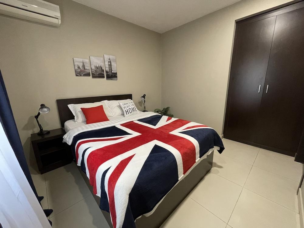 Hotel Meg Erywań Zewnętrze zdjęcie