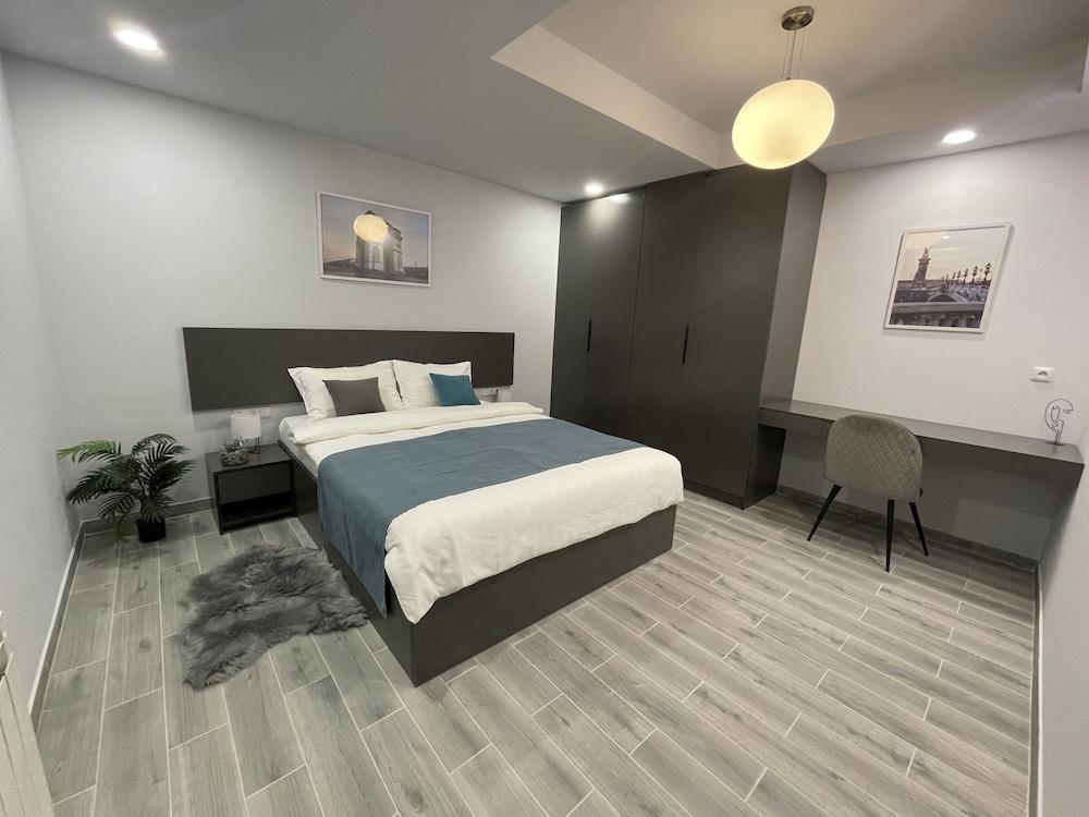 Hotel Meg Erywań Zewnętrze zdjęcie